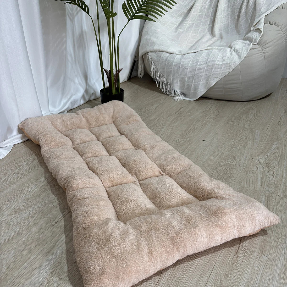 Cama para perros de tamaño grande, ideal para invierno. Mantiene el calor, es de doble cara y sirve como colchón relajante antiestrés.