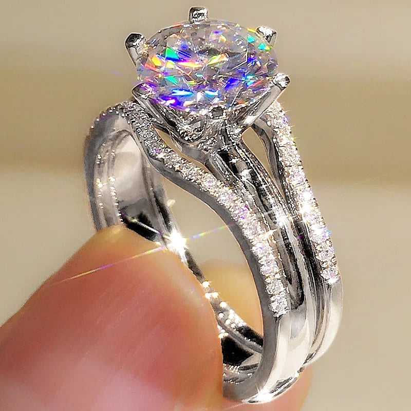 Anillo color oro rosa con circonita de 6 garras