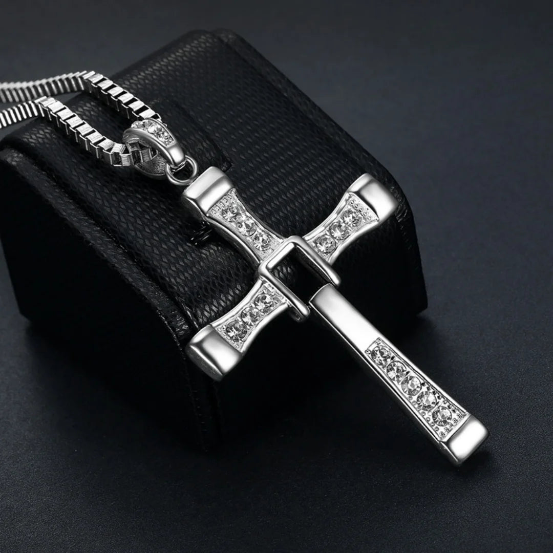 Crystal Jesus; Men's pendant necklace; regalo; joyería