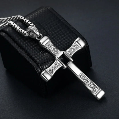 Crystal Jesus; Men's pendant necklace; regalo; joyería