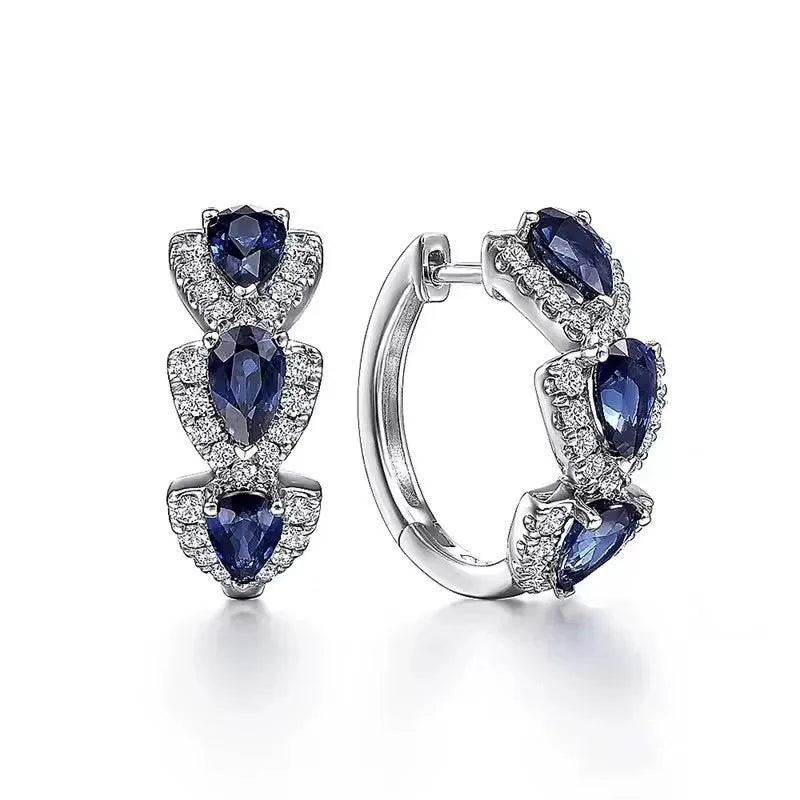 Pendientes de aro elegantes con gema sintética brillante