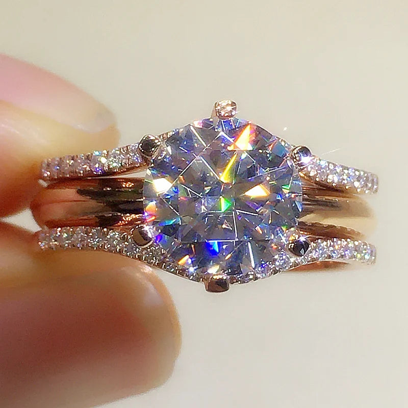 Anillo color oro rosa con circonita de 6 garras
