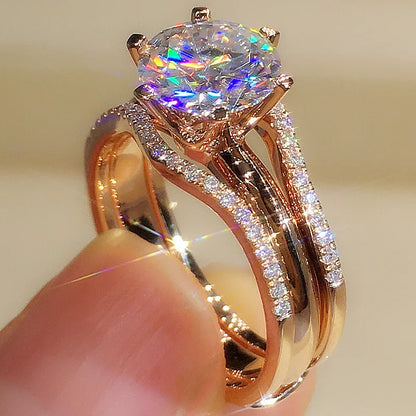Anillo color oro rosa con circonita de 6 garras